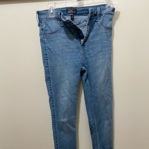 Abercrombie size 4 regular jeans light blue
